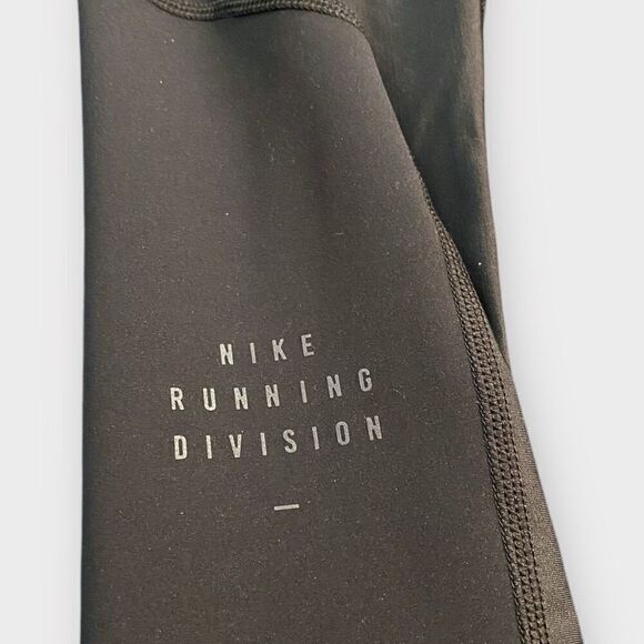Nike Dri-FIT Epic Luxe Black Running Division Womens Size Medium DD6855-010 New - Picture 3 of 9